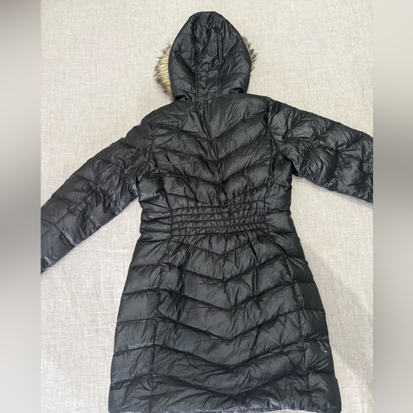 Super warm , stylish winter coat - Picture 2 of 2